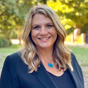 2022_BlueRibbonJudge_v2_Anne-Wicks 2022_BlueRibbonJudge_v2_Anne-Wicks